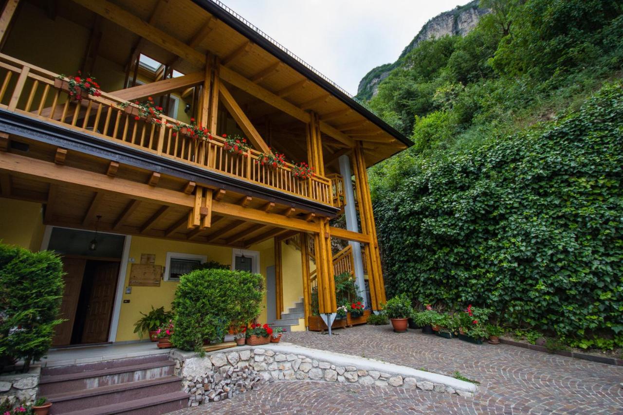 Affittacamere La Ferrata San Michele allʼAdige Екстериор снимка